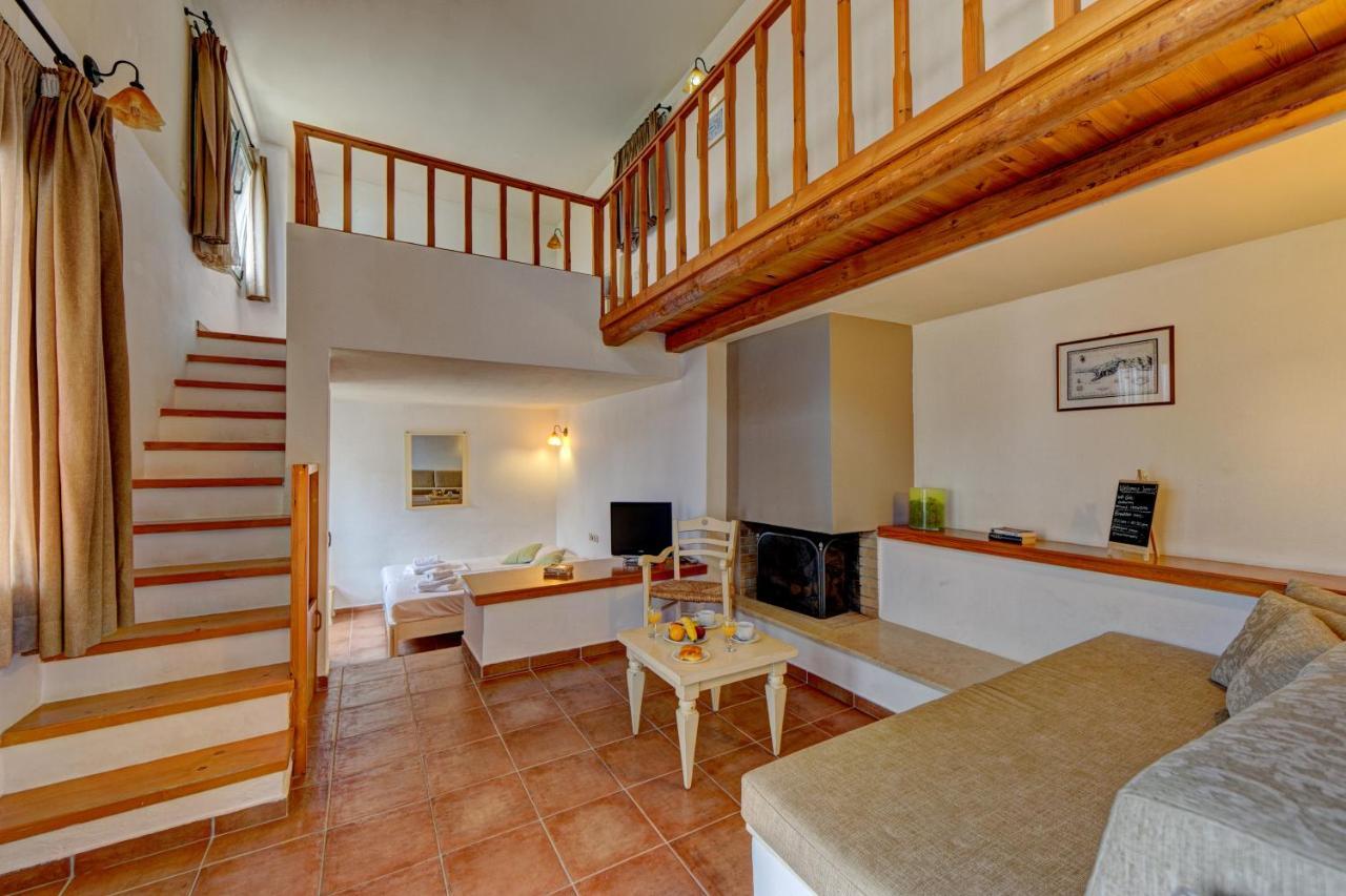 Mourtzanakis Residence - Traditional Eco Hotel In Akhládha Dış mekan fotoğraf