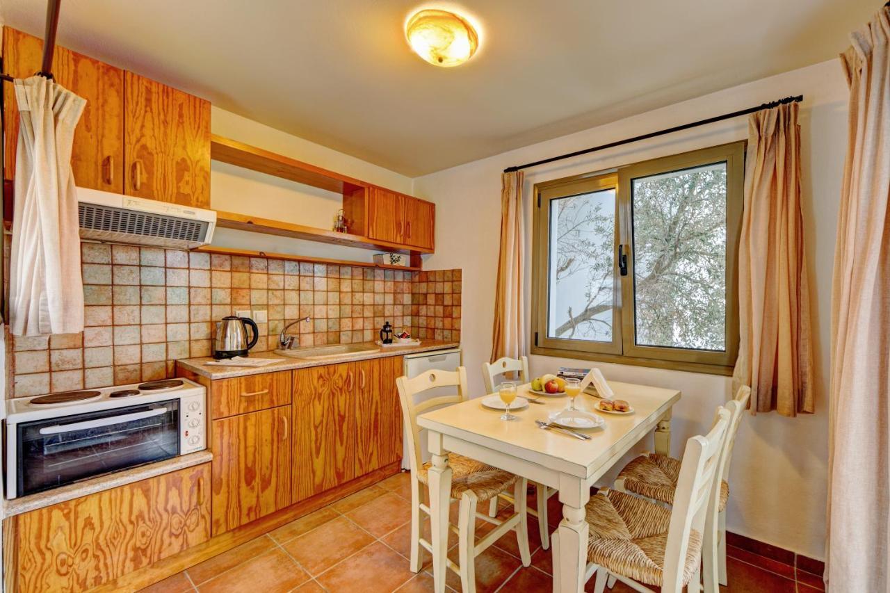 Mourtzanakis Residence - Traditional Eco Hotel In Akhládha Dış mekan fotoğraf
