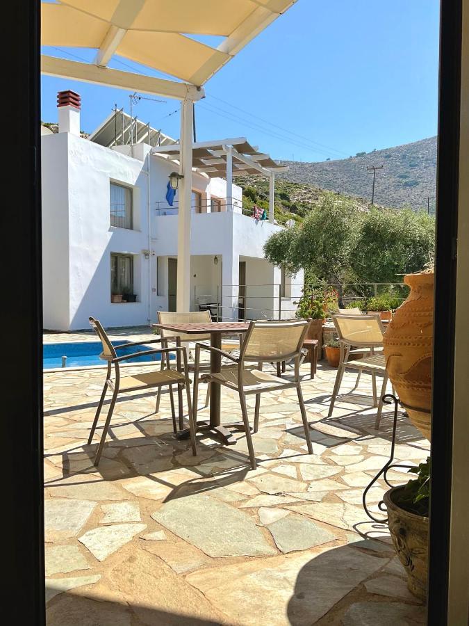 Mourtzanakis Residence - Traditional Eco Hotel In Akhládha Dış mekan fotoğraf